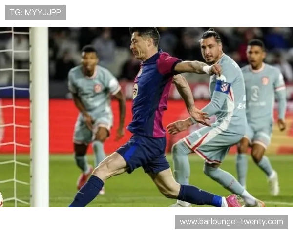 巴萨进攻体系过度依赖边路，对赛季攻坚表现及进攻稳定性造成影响