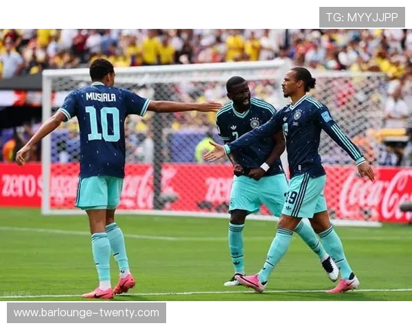 厄瓜多尔2-1德国：世界杯E组末轮战报